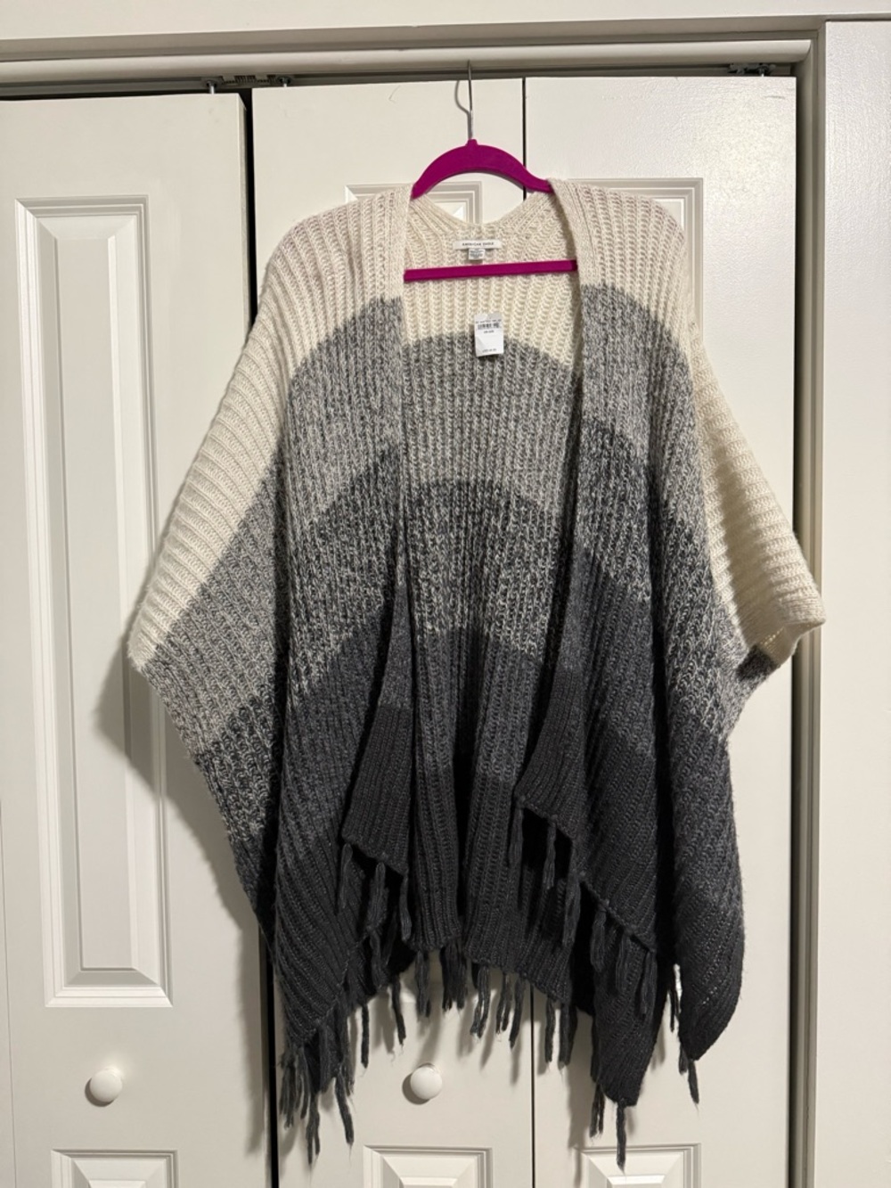 American Eagle Outfitters Ombre Fringe Knit Poncho - Cream & Gray